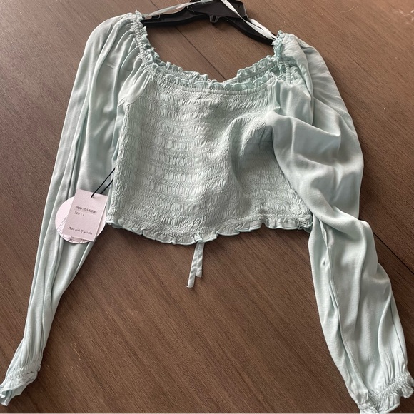 Japna Light Blue Long-sleeve Cropped Top - Picture 4 of 4